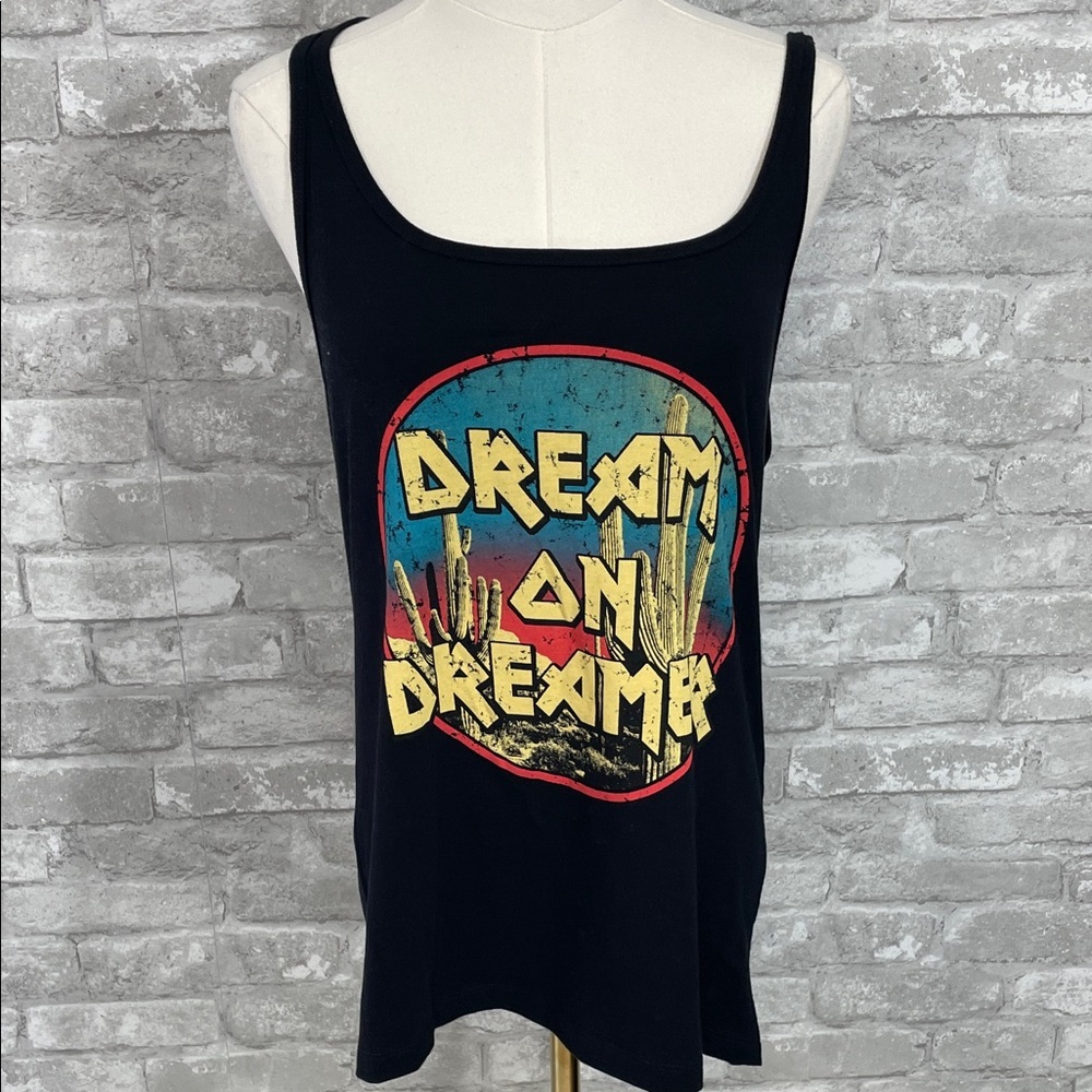 WILA Black Dream On Dreamer Graphic Tank Top